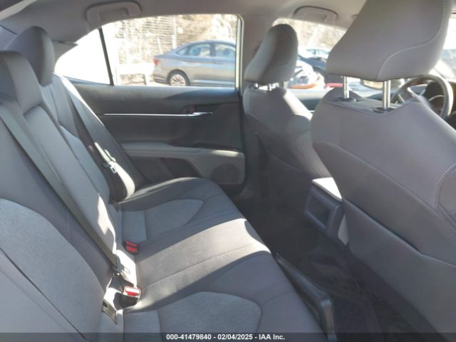 4T1C11AK4NU056843 Toyota CAMRY LE