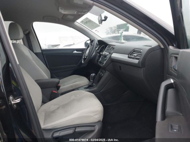 3VV1B7AX9KM186397 Volkswagen Tiguan 2.0t S