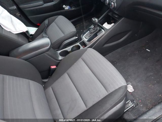 3KPFL4A72HE054567 KIA FORTE S