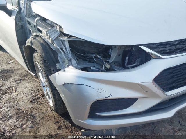 1G1BE5SM6H7137124 Chevrolet Cruze Lt Auto