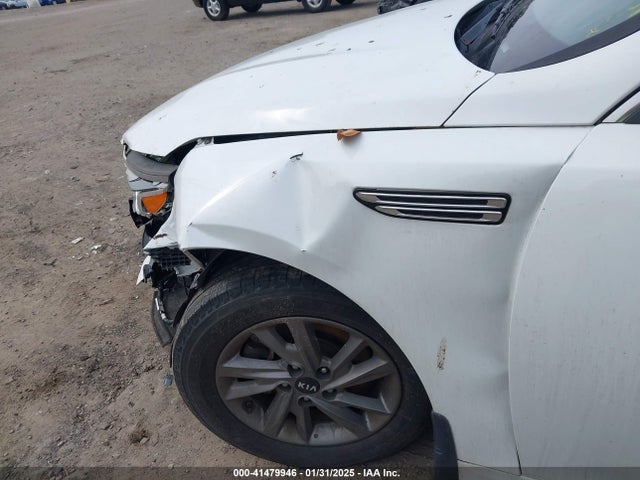 5XXGT4L35LG420813 KIA Optima Lx