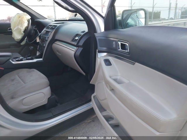 1FM5K7B8XEGC09459 Ford Explorer