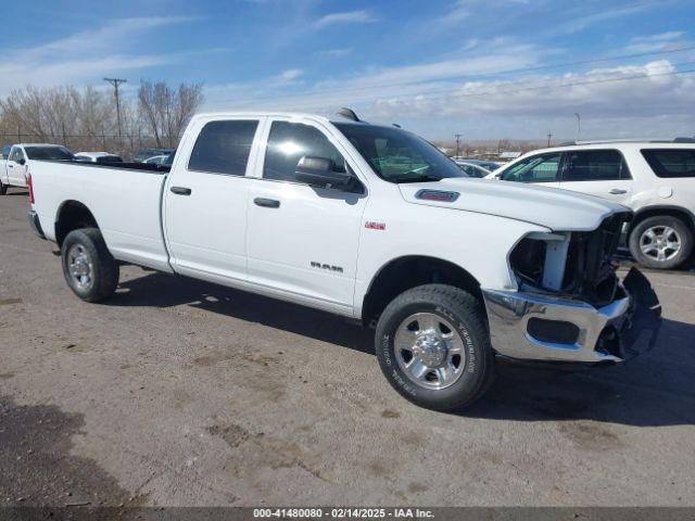 3C6UR5HJ3KG595479 RAM 2500 Tradesman  4x4 8' Box