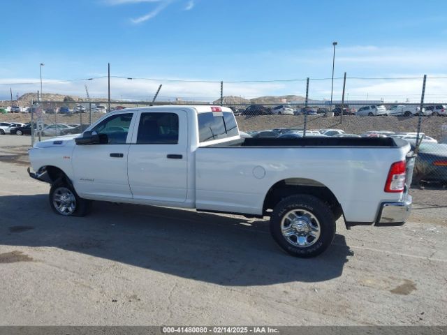 3C6UR5HJ3KG595479 RAM 2500 Tradesman  4x4 8' Box