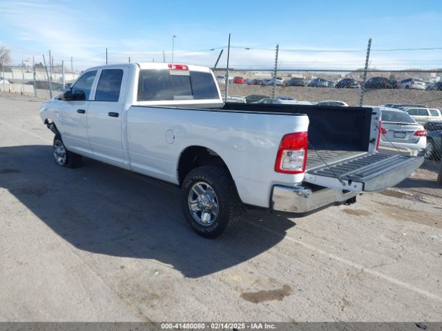 3C6UR5HJ3KG595479 RAM 2500 Tradesman  4x4 8' Box