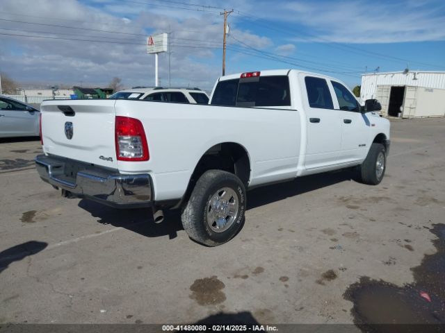 3C6UR5HJ3KG595479 RAM 2500 Tradesman  4x4 8' Box