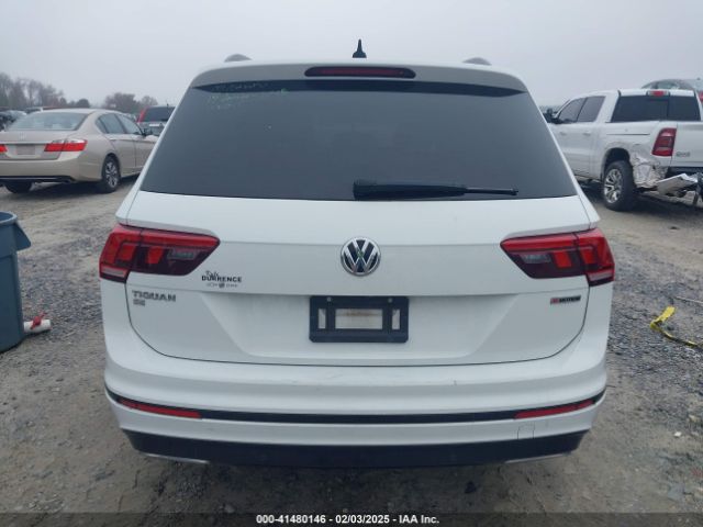 3VV2B7AX1LM151388 Volkswagen Tiguan 2.0t Se/2.0t Se R-line Black/2.0t Sel