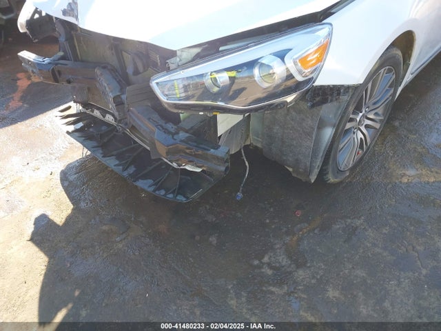 KIA Cadenza Premium 2015 KNALN4D7XF5196941 Image 18