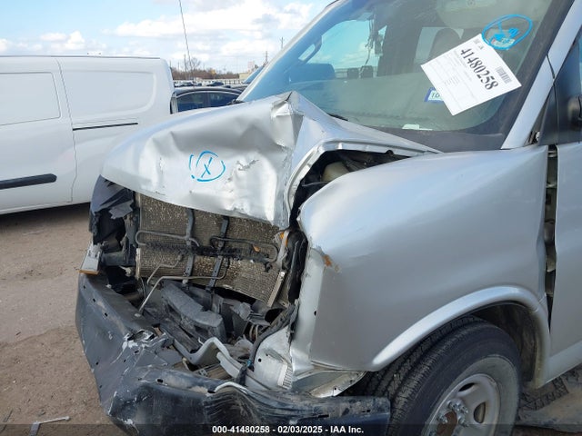 1GAZGNFF1H1325590 Chevrolet Express 3500 Ls