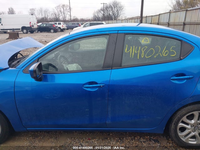 3MYDLBYV6JY320209 Toyota YARIS IA