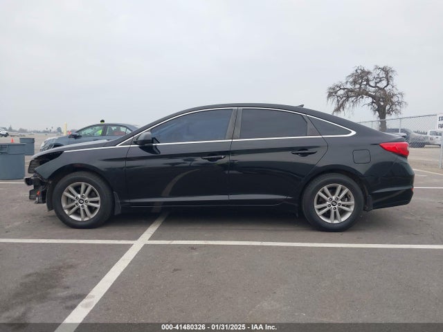 Hyundai SONATA SE 2015 5NPE24AF8FH186019 Image 15