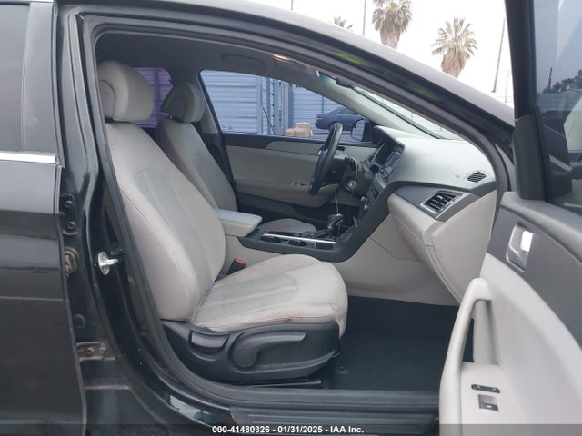 Hyundai SONATA SE 2015 5NPE24AF8FH186019 Image 5