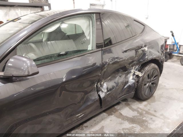 7SAYGDEEXSA354929 Tesla Model Y Long Range Dual Motor All-wheel Drive