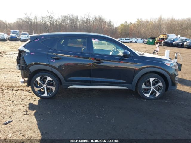 KM8J3CA21HU296966 Hyundai Tucson Sport