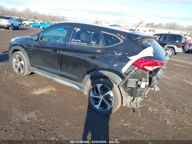 KM8J3CA21HU296966 Hyundai Tucson Sport