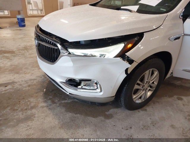 5GAERBKW3JJ257689 Buick Enclave Essence