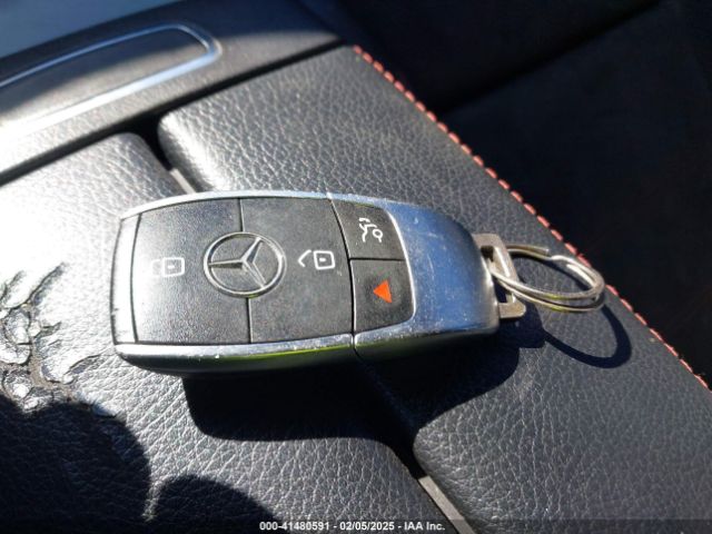 W1K5J4HB3LN087535 Mercedes-Benz CLA 250 4MATIC