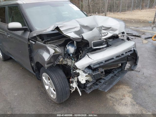 KNDJN2A28G7258270 KIA Soul