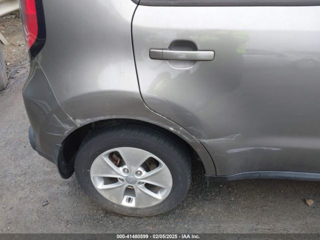 KNDJN2A28G7258270 KIA Soul