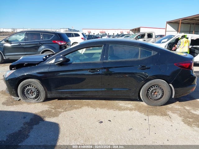 Hyundai ELANTRA SE 2019 5NPD74LF1KH437564 Image 14