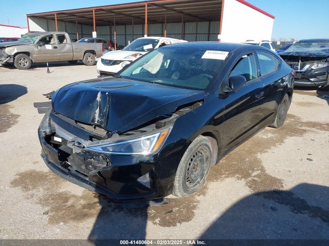Hyundai ELANTRA SE 2019 5NPD74LF1KH437564 Image 2