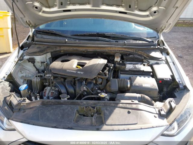 5NPD74LF7HH182251 Hyundai ELANTRA SE