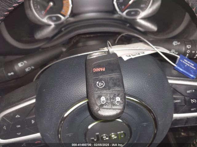 ZACNJDC13MPM13834 Jeep Renegade Trailhawk 4x4