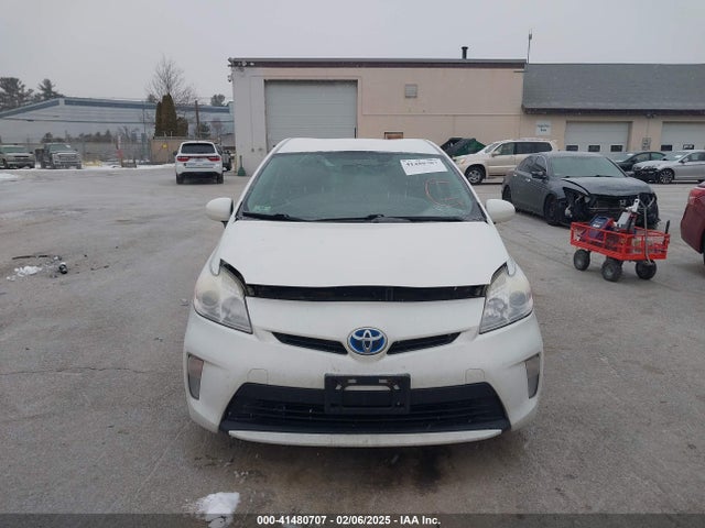 Toyota Prius Two 2014 JTDKN3DU3E0390334 Image 12
