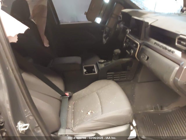 Toyota Tacoma Sr5 2024 3TYLB5JN0RT002392 Image 5