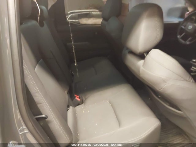 Toyota Tacoma Sr5 2024 3TYLB5JN0RT002392 Image 8