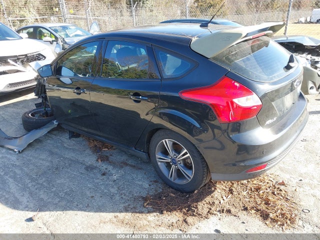 Ford FOCUS SE 2014 1FADP3K27EL416670 Image 3