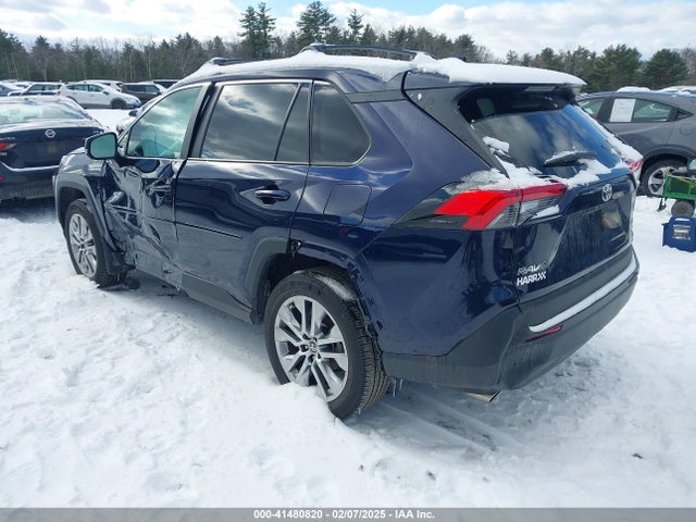 Toyota Rav4 Xle Premium 2024 2T3A1RFV4RW435332 Image 3