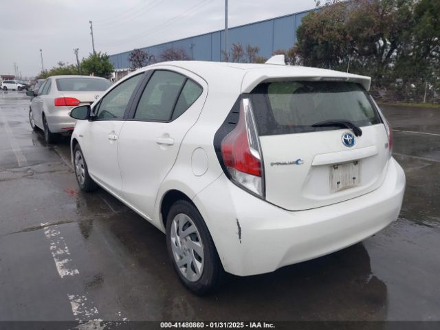 JTDKDTB3XF1111468 Toyota Prius C Two