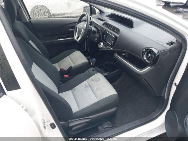 JTDKDTB3XF1111468 Toyota Prius C Two