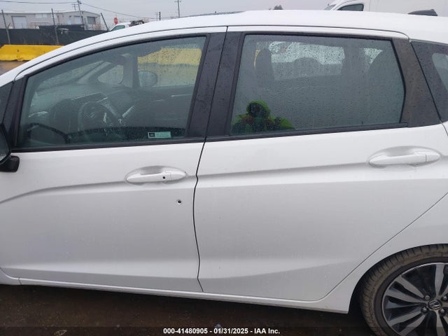 Honda FIT EX 2019 3HGGK5H82KM715458 Image 14
