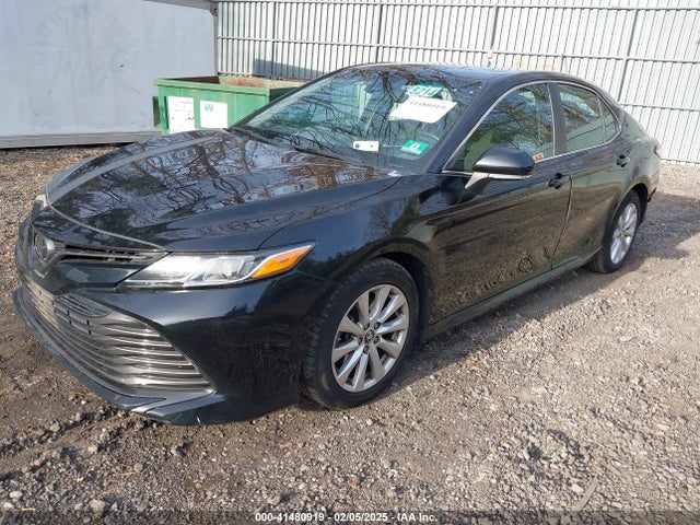 4T1B11HK9JU082723 Toyota CAMRY LE
