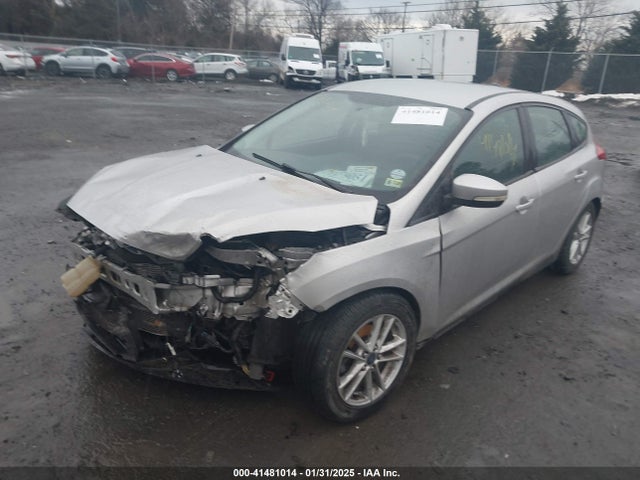 Ford FOCUS SE 2016 1FADP3K24GL283076 Image 2