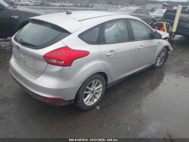 Ford FOCUS SE 2016 1FADP3K24GL283076 Image 4