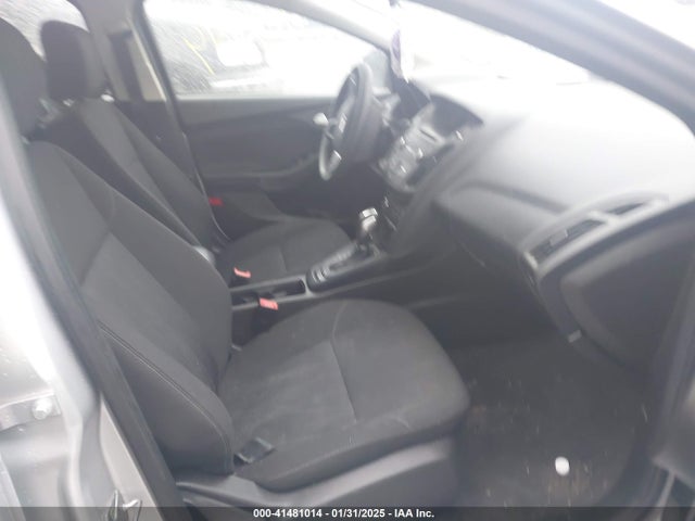 Ford FOCUS SE 2016 1FADP3K24GL283076 Image 5