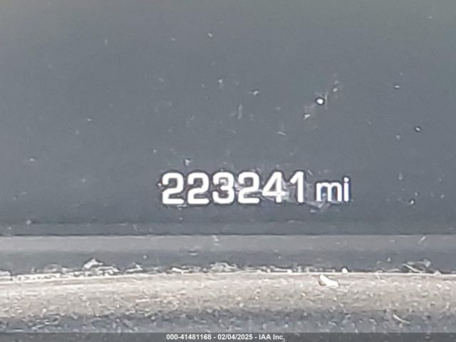 1GNSCKKC3FR232994 Chevrolet Suburban 1500 Ltz