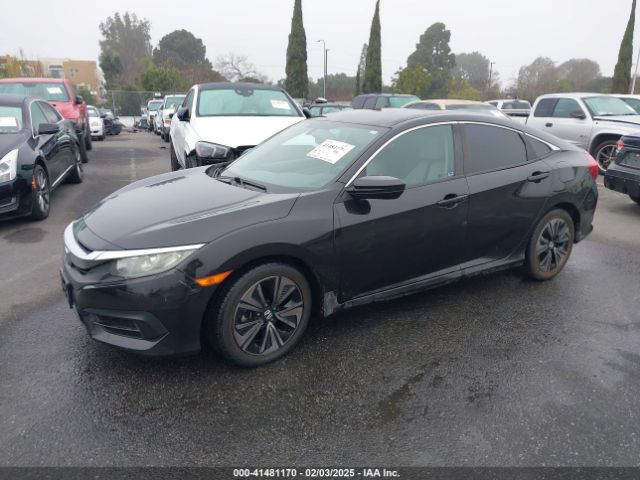 2HGFC2F58JH552943 Honda Civic Lx