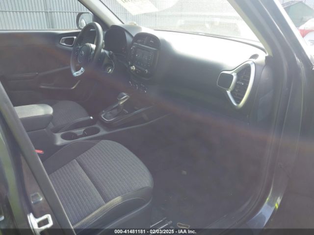 KNDJ23AU6M7773134 KIA SOUL S