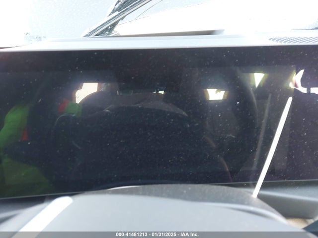 3MW39FF04R8E49307 BMW 2024