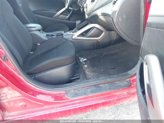 KMHTC6AD2GU272637 Hyundai Veloster
