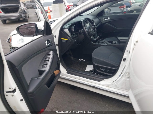 KNAGM4AD4E5071415 KIA Optima Hybrid Lx
