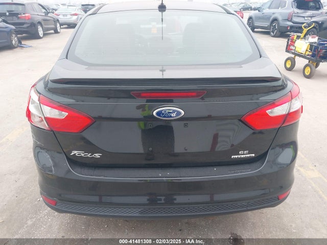Ford FOCUS SE 2014 1FADP3F24EL126896 Image 16