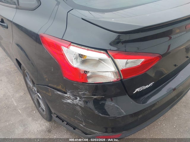 Ford FOCUS SE 2014 1FADP3F24EL126896 Image 6