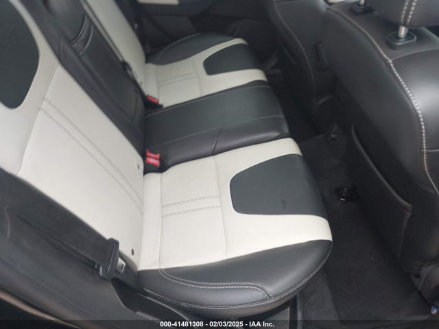 Ford FOCUS SE 2014 1FADP3F24EL126896 Image 8