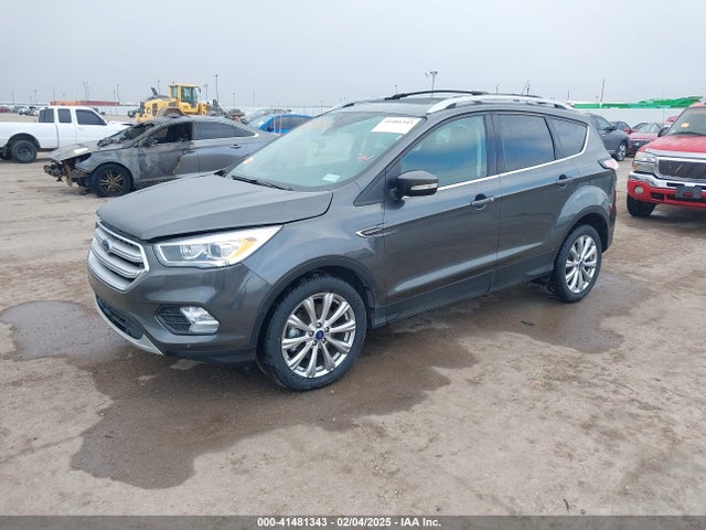 Ford Escape Titanium 2018 1FMCU0J98JUD25869 Image 2