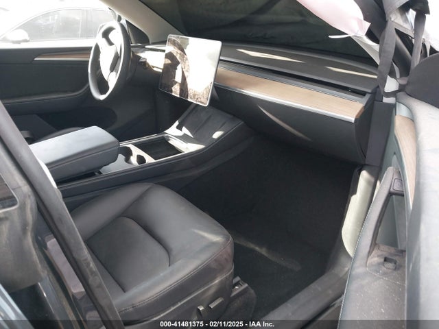 2023 TESLA MODEL Y 7SAYGDEE4PA205083 Photo 4